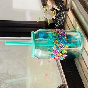 🧃✨ 15oz. glass cup with snap on lid and straw 🧃 ✨